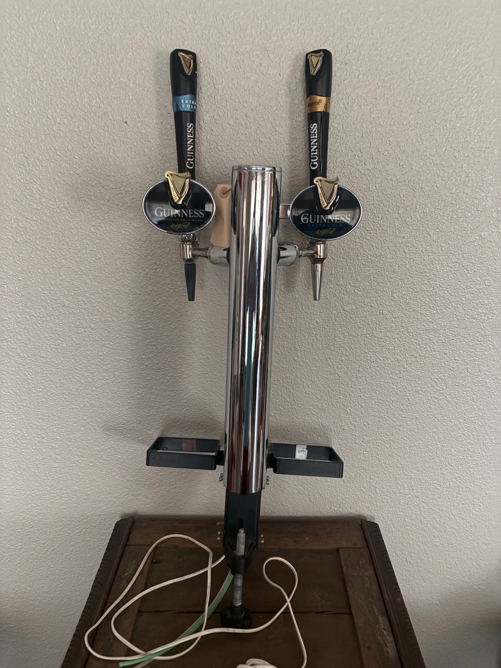 Authentic (British) Guinness Dual-Tap T-Bar Beer Tower Font (1 of 5)