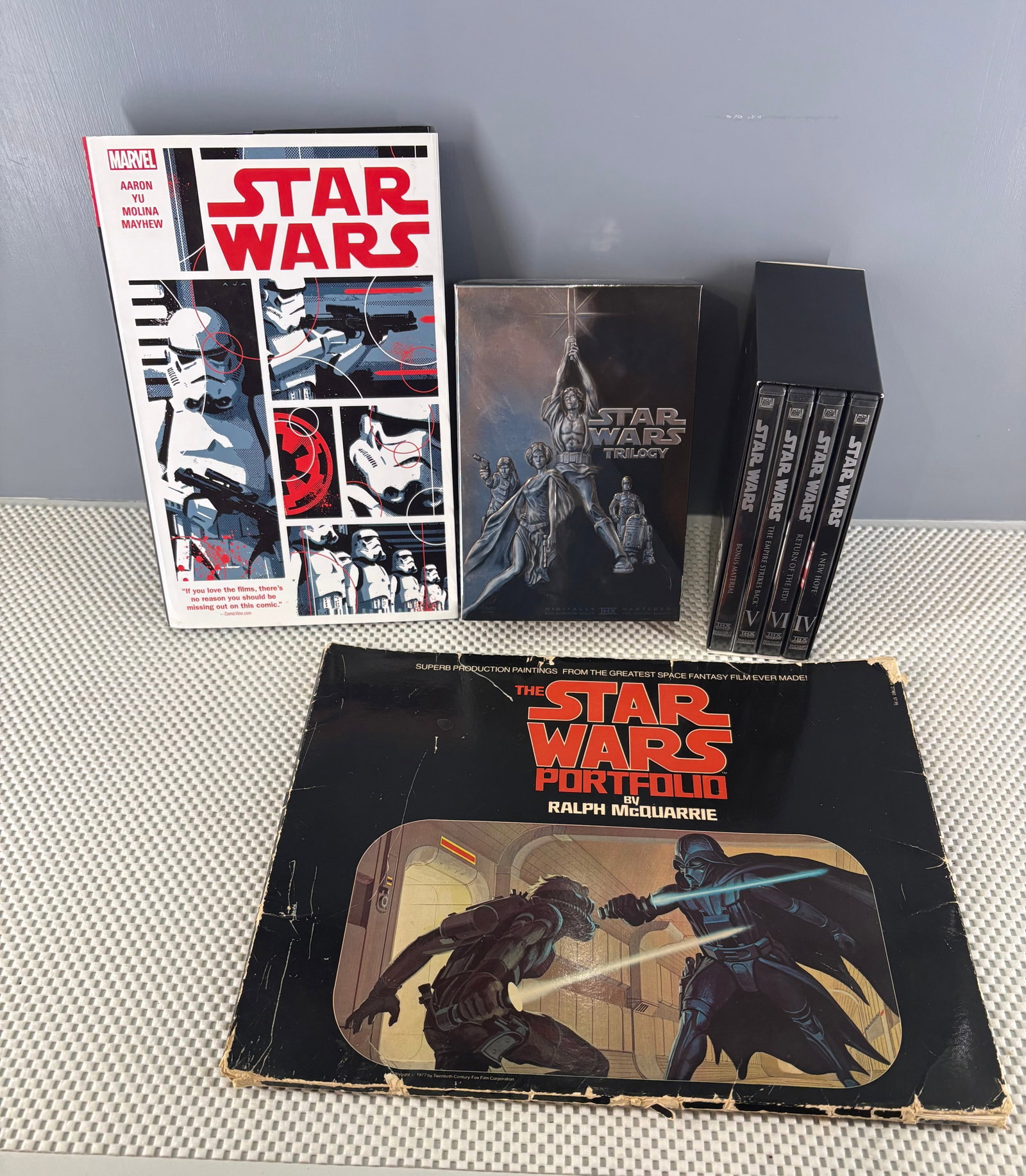 Vtg (1970s) Star Wars Collectible Grouping (1 of 4)