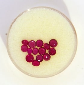Unset Gemstone, Lot, Gem Grade Ruby Melee, 3.72 ct, 14 Gemstones,