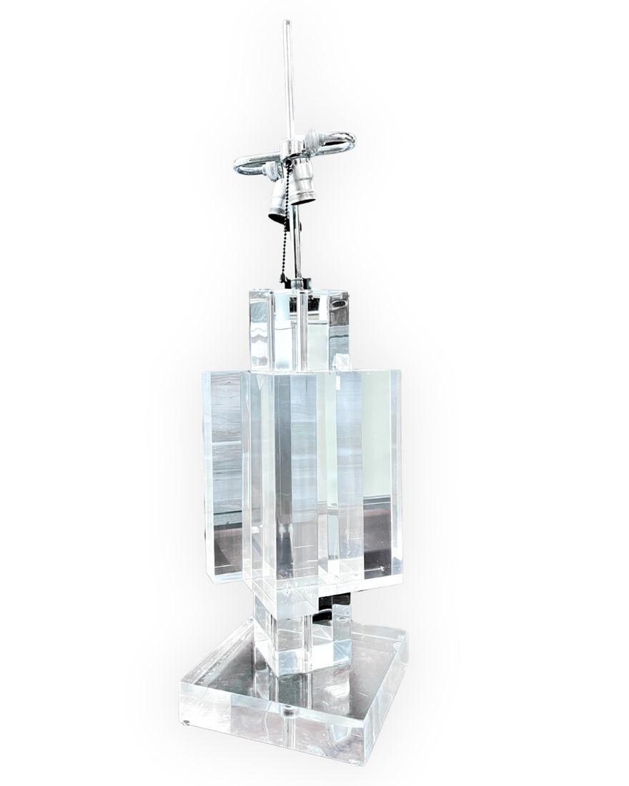 Mid Century Lucite "Skyscraper" Table Lamp (1 of 6)