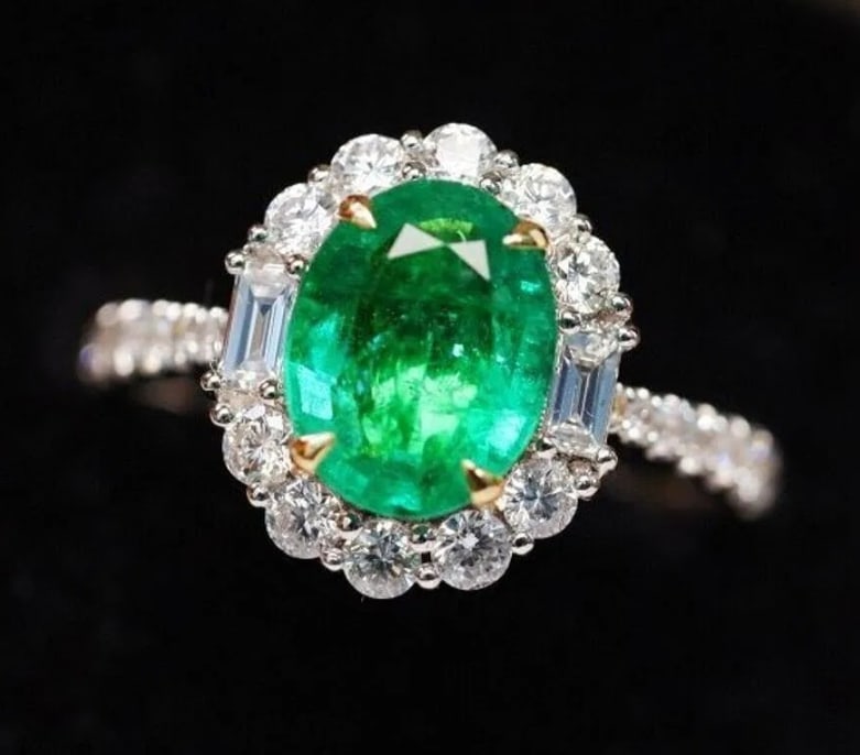 1.67ct Natural Emerald 18K Gold Ring (1 of 1)