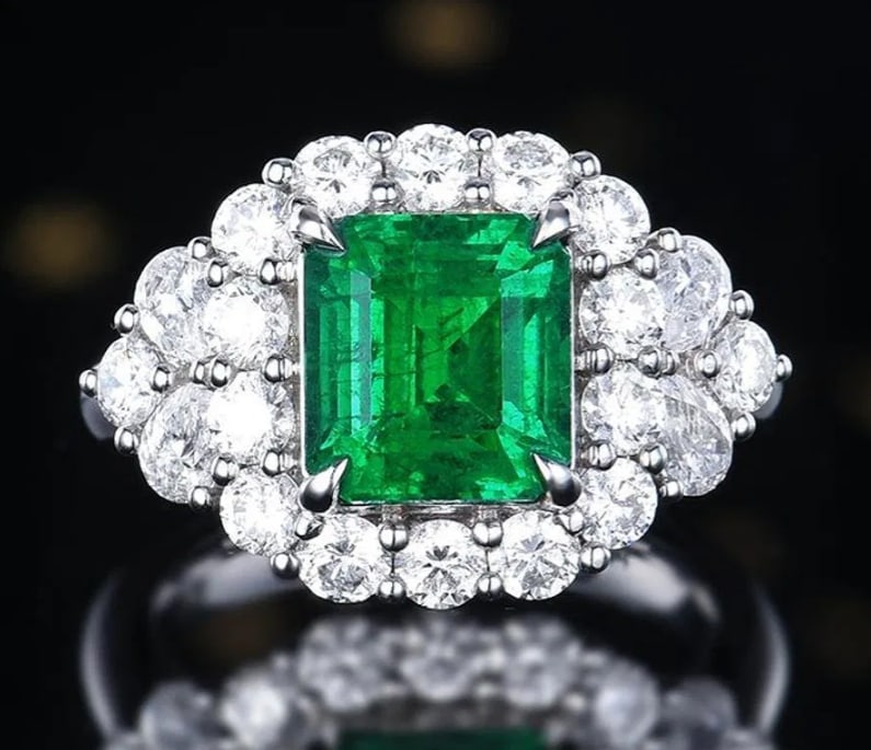 2.7ct Natural Emerald 18K Gold Ring (1 of 1)