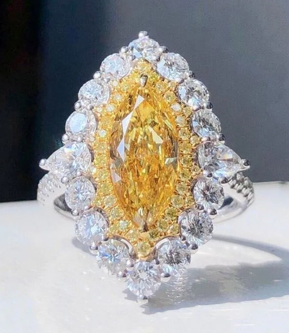 2ct Natural Yellow Diamond 18K Gold Ring (1 of 1)