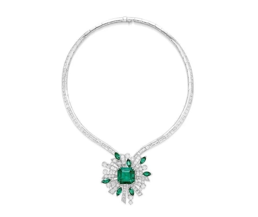 7.5ct Natural Emerald 18K Gold Necklace (1 of 1)