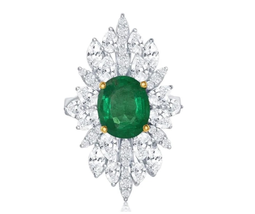 18k White Gold 3.41ct Emerald 3.17ct Diamond Ring (1 of 1)