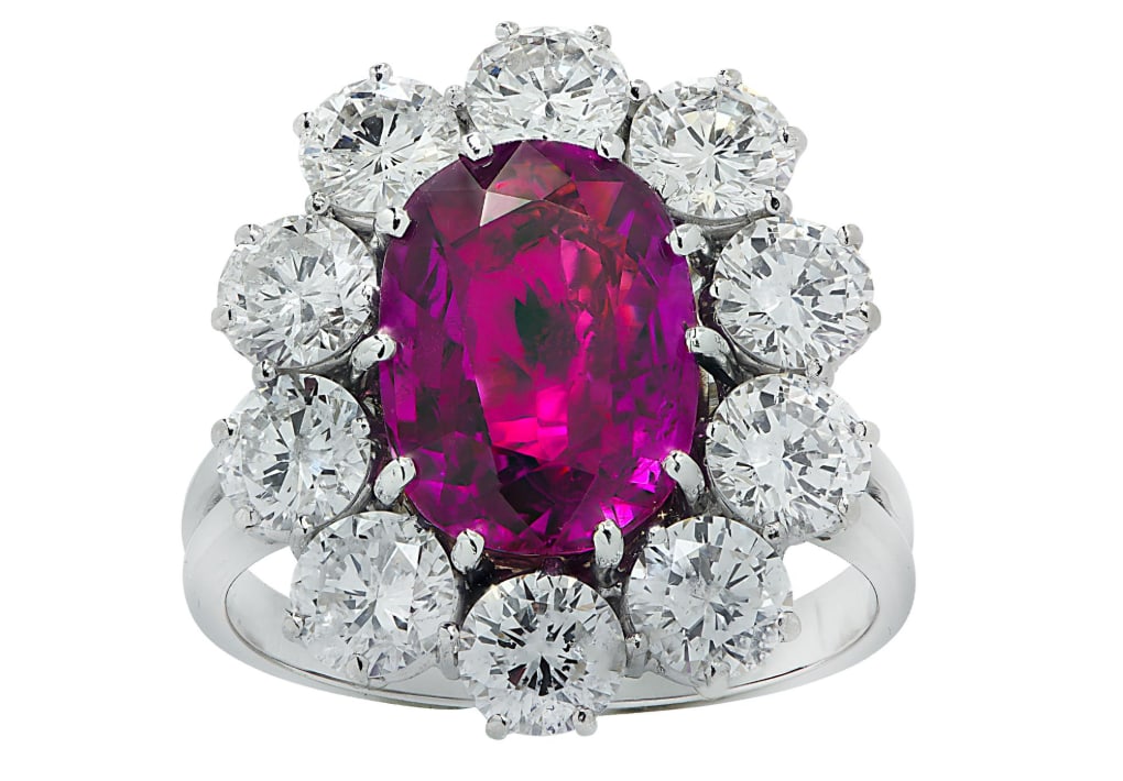 Vivid Diamonds GIA Certified 3.82 Carat Pinkish Purple Sapphire Cocktail Ring (1 of 1)