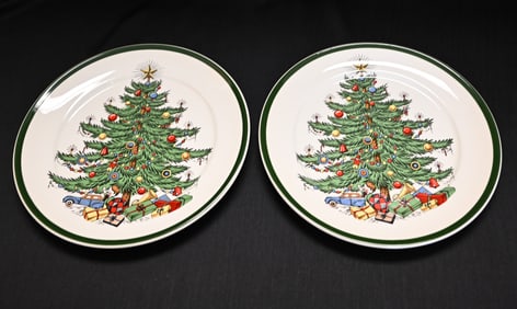 Pair of Cuthbertson Christmas Tree Dinner Plates, Made in England