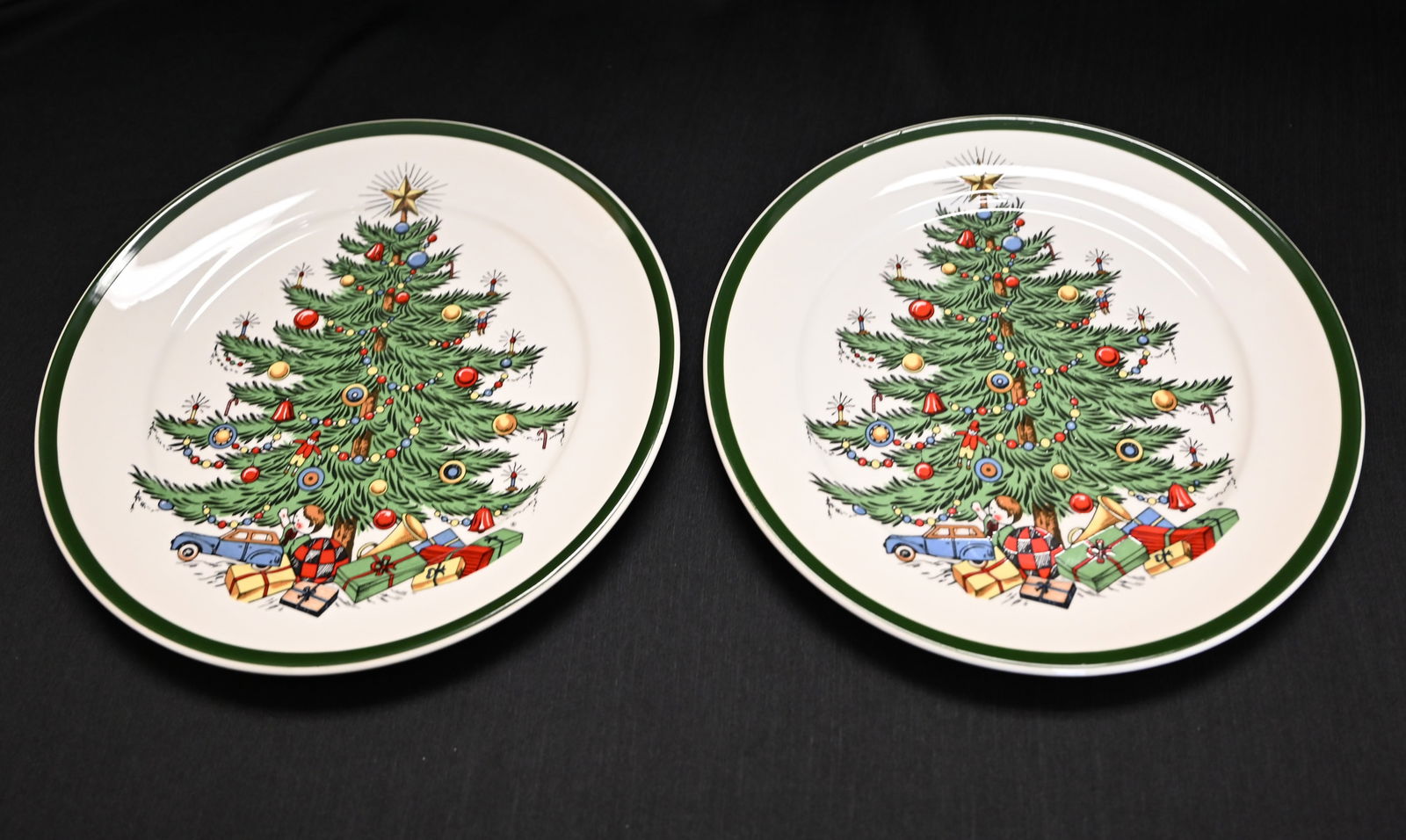 Pair of Cuthbertson Christmas Tree Dinner Plates, Made in England: A classic pair of two (2) vintage dinner plates in the beloved "Original Christmas Tree" pattern by Cuthbertson. Made in England, this set is perfect for a couple's holiday meal, for serving festive a