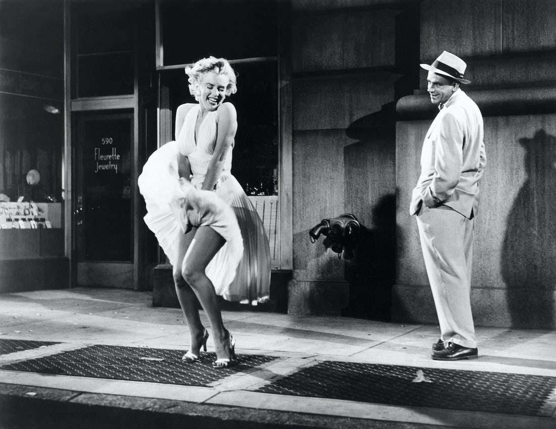 Marilyn Monroe glossy photo print : Measures approximately 30 x 40 inches