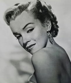 Marilyn Monroe in Fox Studios promotional shot