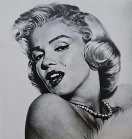 Marilyn Monroe Dolled Up Head Shot
