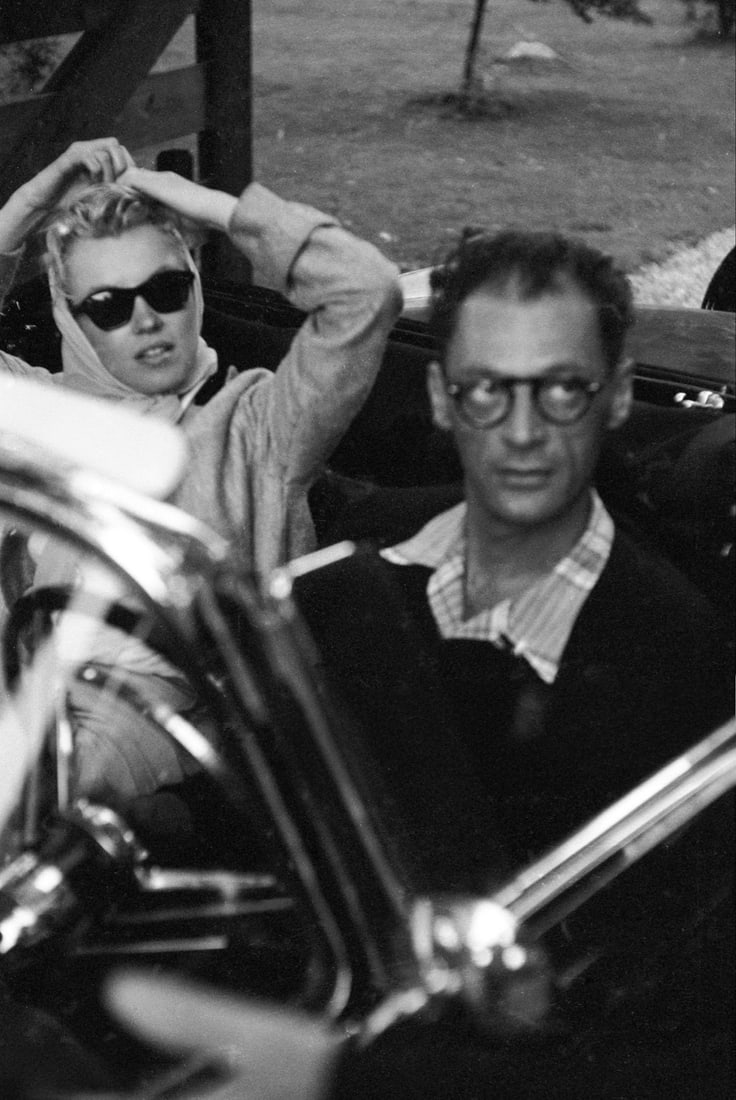 Sam Shaw Marilyn Monroe Photo: Measures 8x10 inches, Photo print