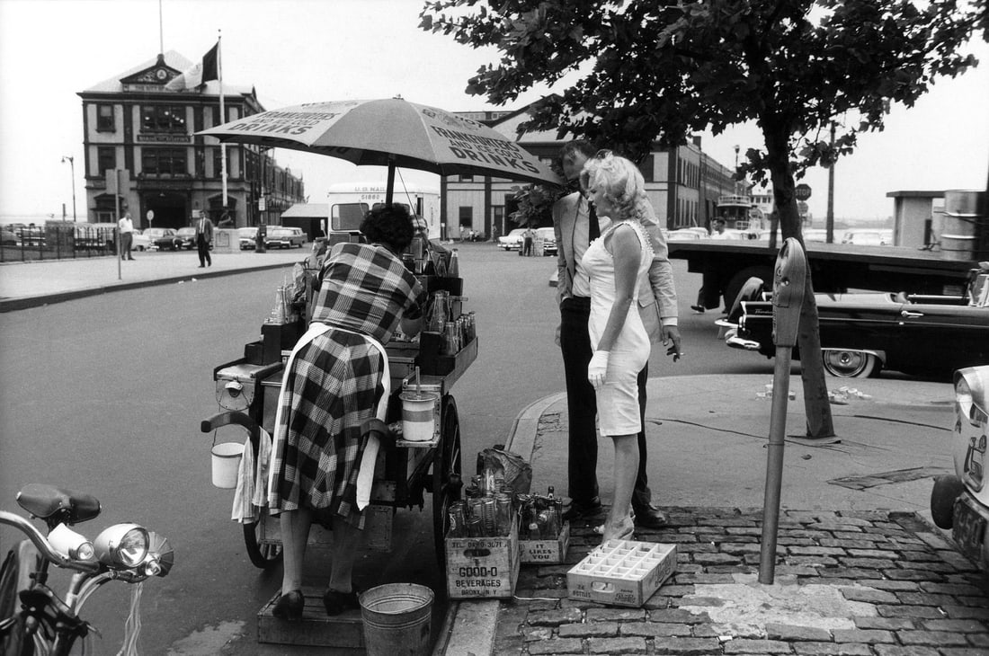 Sam Shaw Marilyn Monroe Photo: Measures 8x10 inches, Photo print