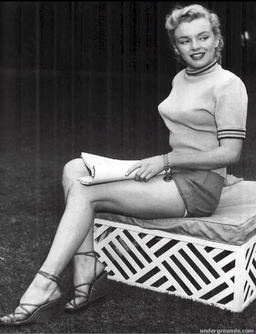 Earl Leaf Marilyn Monroe Photo: Measures approximately 24 x 20 inches, Photo print