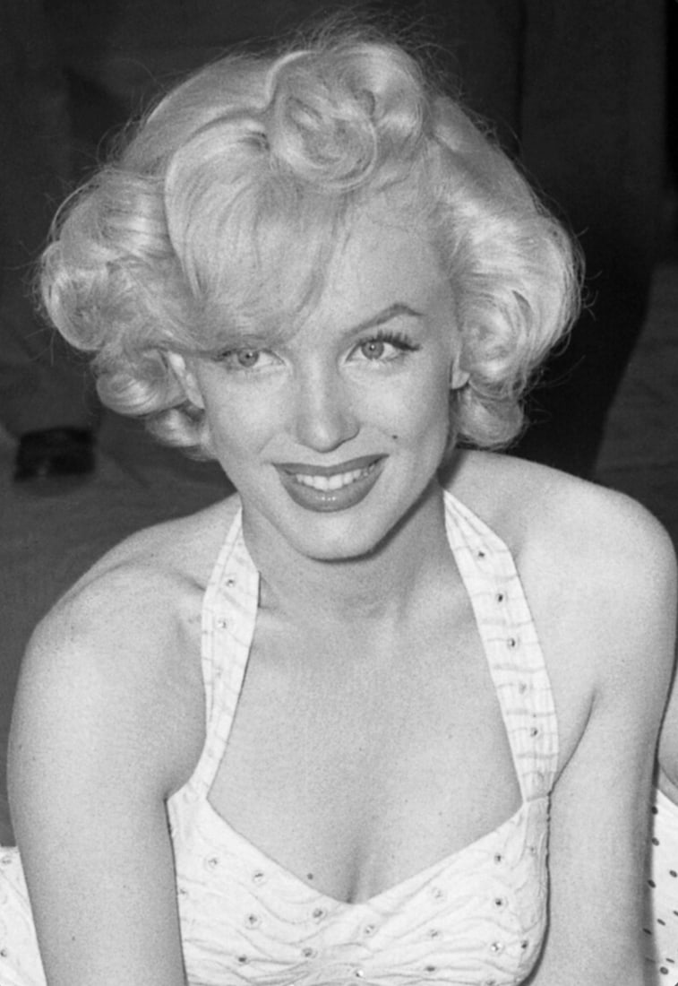 Philippe Halsman Marilyn Monroe Photo: Measures 8x10 inches, Photo Print
