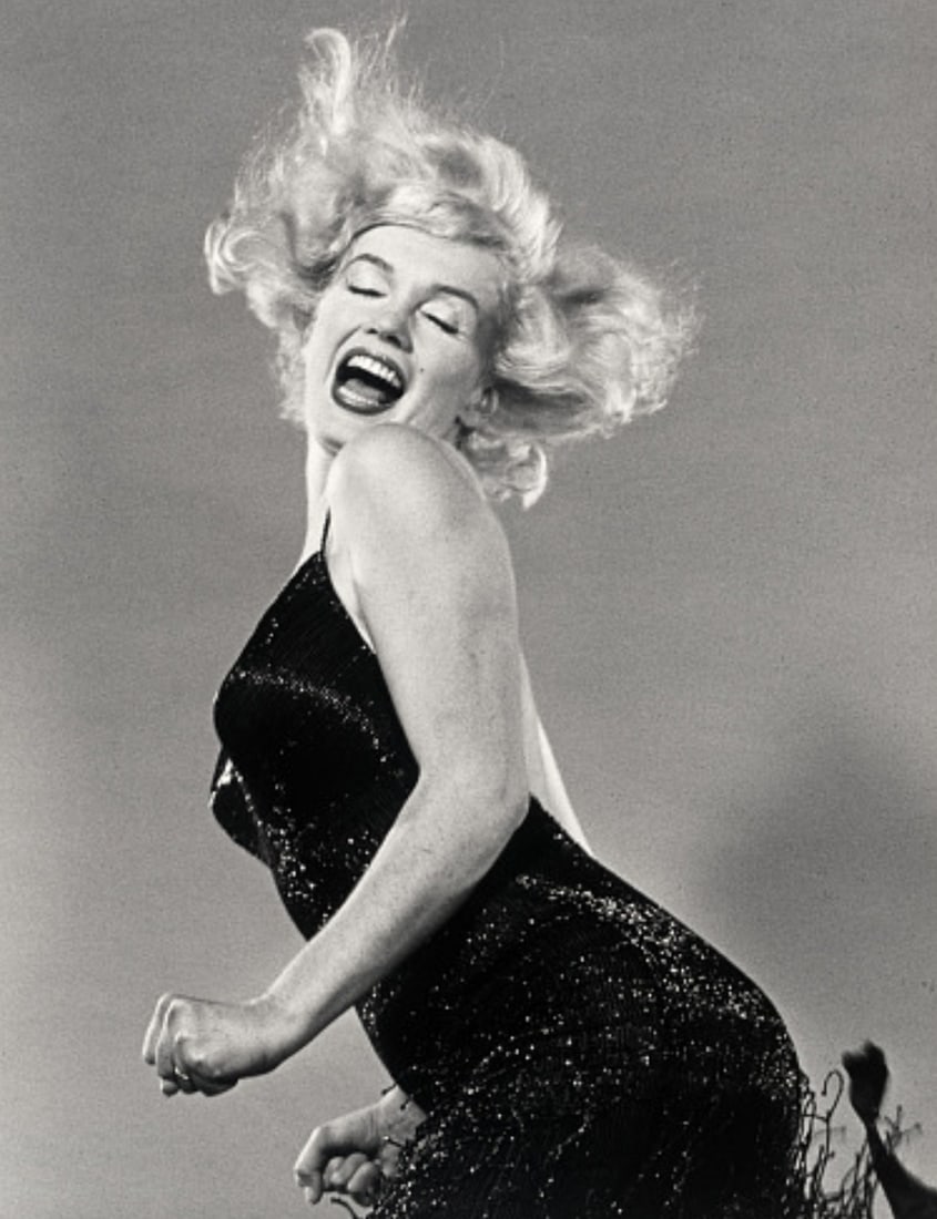 Philippe Halsman Marilyn Monroe Photo: Measures approximately 24 x 20 inches, Photo print