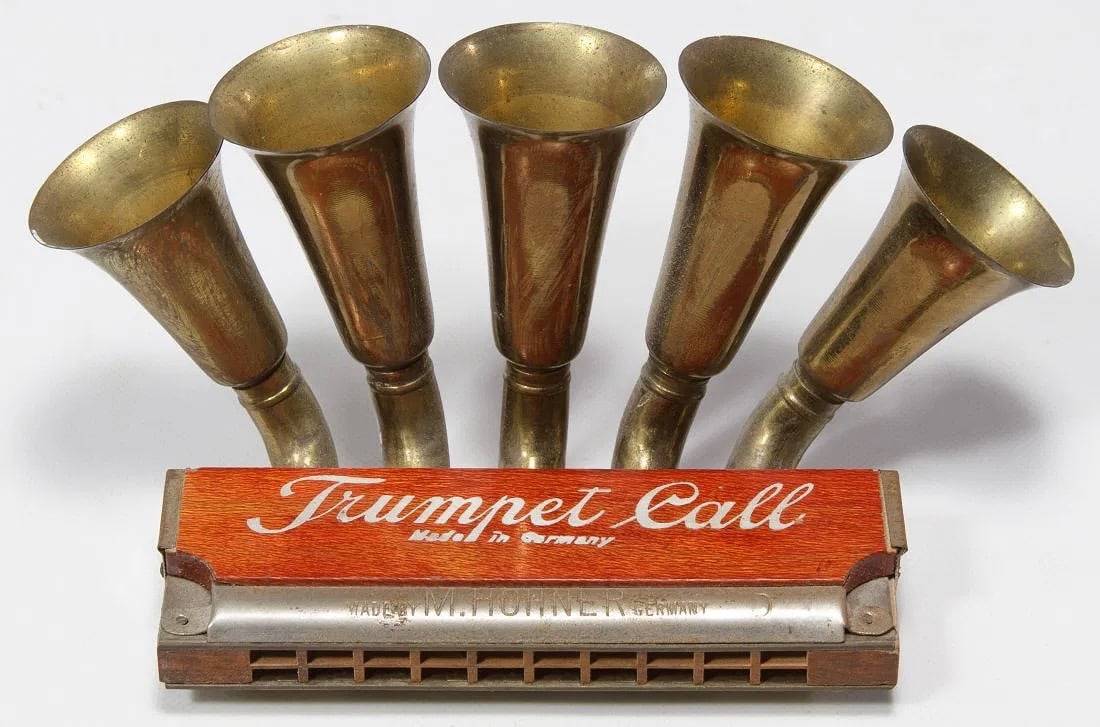 Hohner 'Trumpet Call' Harmonica (1 of 1)