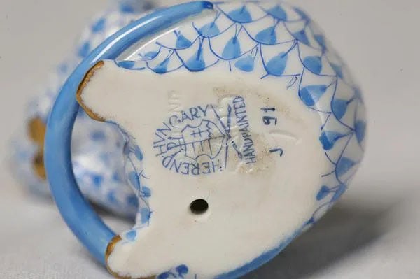 BLUE FISHNET HEREND MOUSE - 2