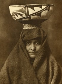 Curtis, Edward S - A Zuni Woman