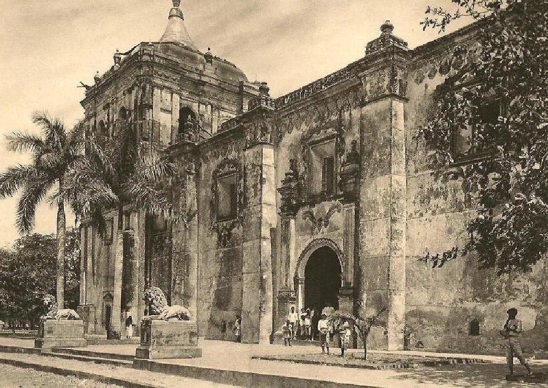 Brehme, Hugo - The Cathedral De Leon: Vintage Sheet-fed Gravure. Architectural study of the historic Mexican cathedral. Image size: approx. 7" x 9"., Mounted to archival board