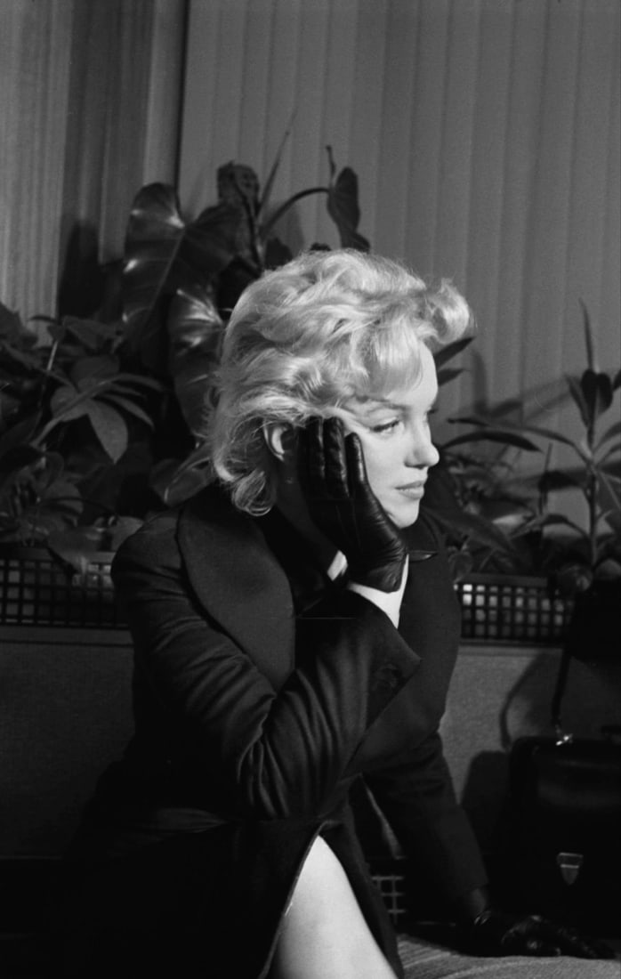 Ed Feingersh Marilyn Monroe Photo: Measures 8x10 inches, Photo print , Mounted to archival board