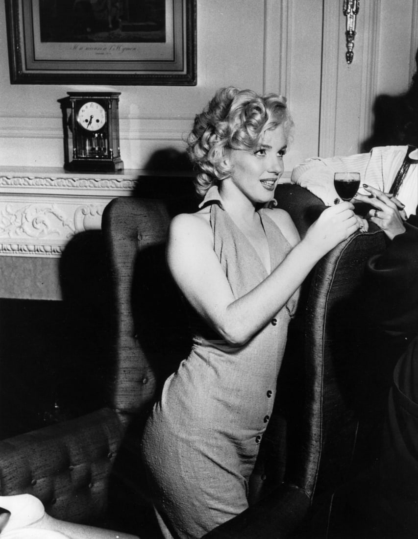 Keysone Features Marilyn Monroe Photo: Measures 24 x 18 inches, Photo print , Mounted to archival board