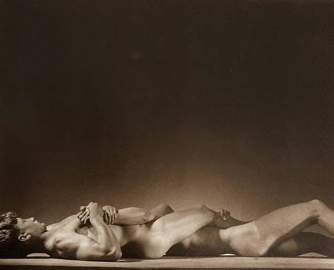 George Platt Lynes - ohne Titel, ca. 1952: GEORGE PLATT LYNES (B.1907-1955), ohne Titel, ca. 1940, Photo-litho, 6 1/4" x 8", Mounted to archival board