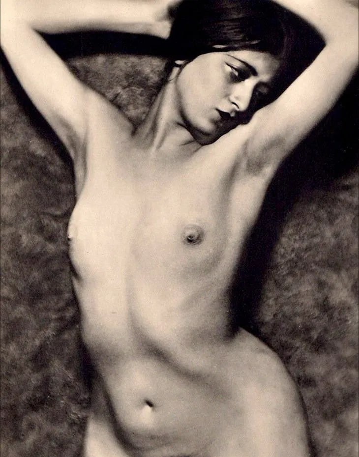 Carlo Leonetti - Cariatide: Vintage Sheet-fed Gravure. A sculptural, classical approach to the figure. Image size: approx. 8" x 10"., Mounted to archival board