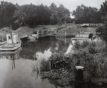 Edward Weston - Photo-Litho, 20th C.: Vintage Photo-Litho. A refined study of natural architecture and light. Image size: approx. 7.5" x 9.5"., Mounted to archival board