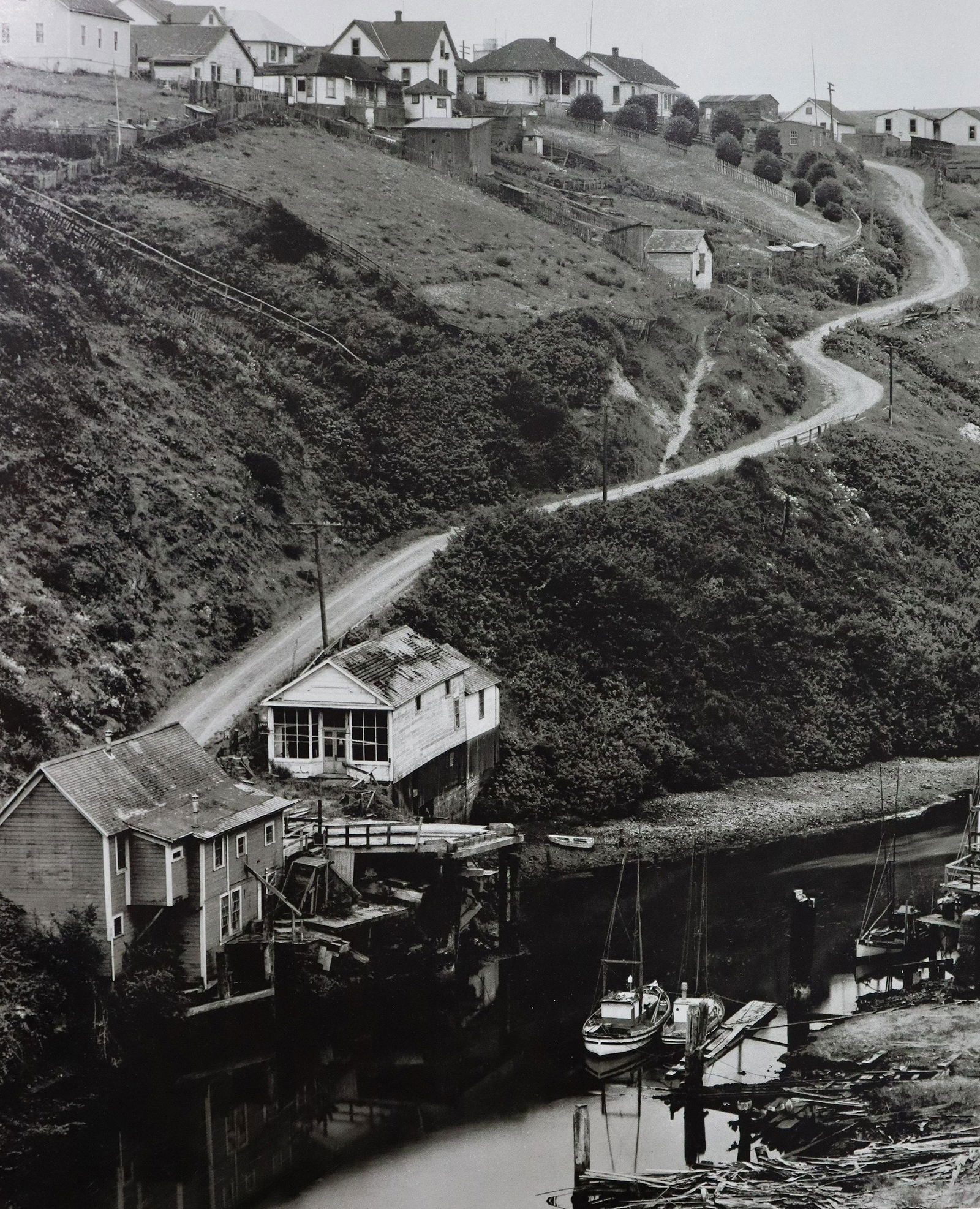 Edward Weston - Photo-Litho, 20th C.: Vintage Photo-Litho. Modernist approach to natural architecture. Image size: approx. 7.5" x 9.5"., Mounted to archival board