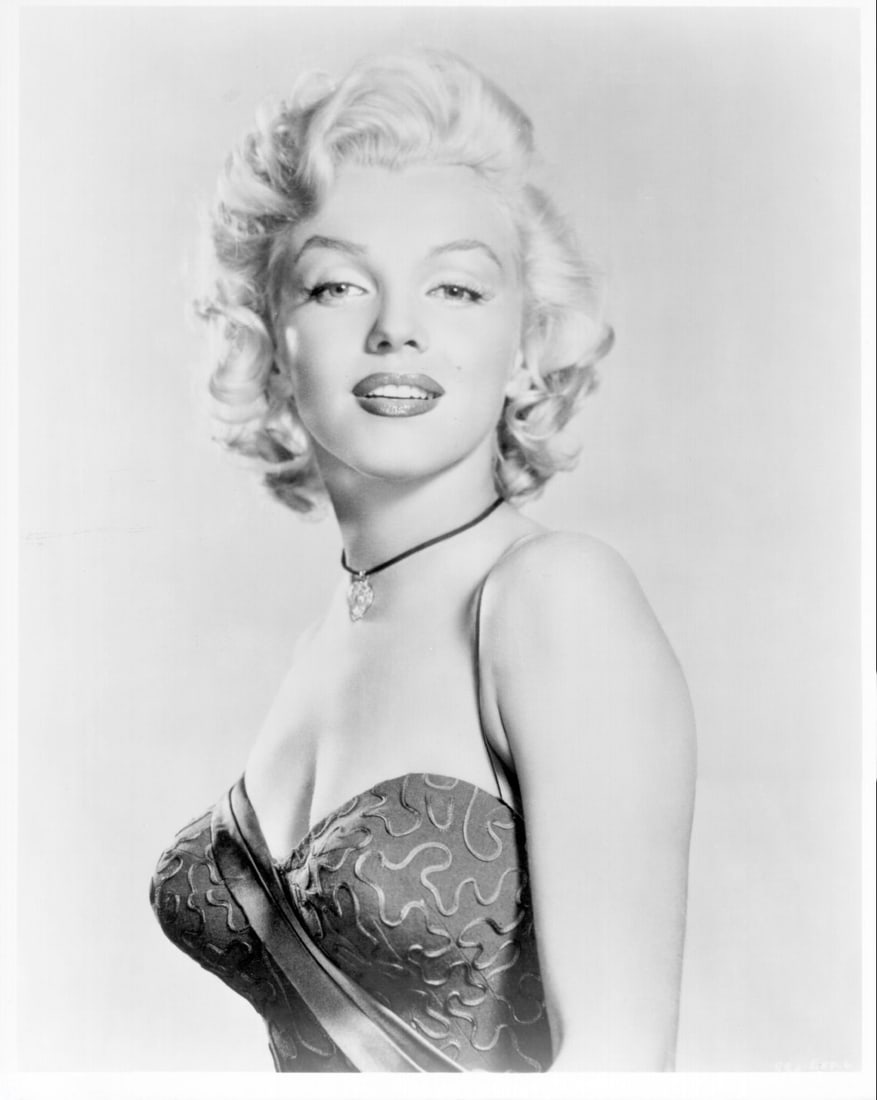 Marilyn Monroe Photo: Measures 8x10 inches, photo print on glossy paper, mounted to foam board