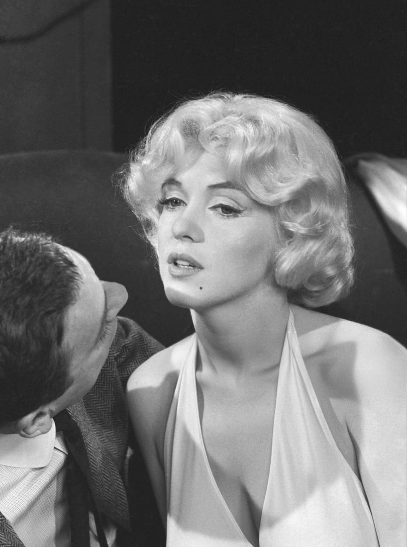 Eve Arnold Marilyn Monroe Photo: Measures 12 x 16 inches, Photo print , mounted to archival board