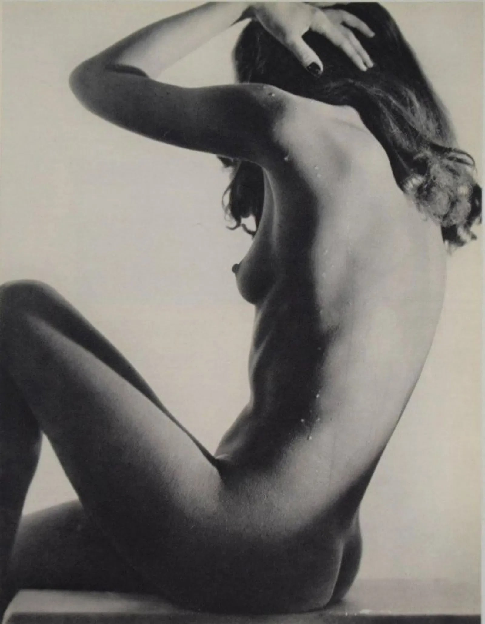 Lucien Lorelle - Nude: LUCIEN LORELLE (1894-1968) Nude Sheet-fed gravure, c.1950's, mounted to archival board