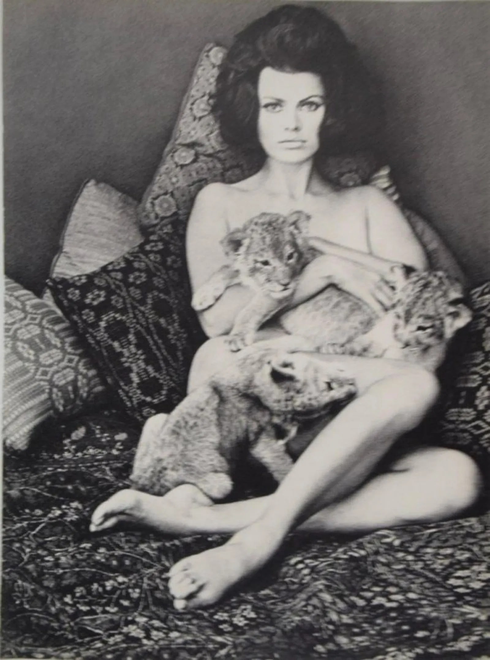 Wingate Paine - Nude with Cats: WINGATE PAINE (1915-1987) Nudes with Cats Sheet-fed gravure, C.1960's, mounted to archival board
