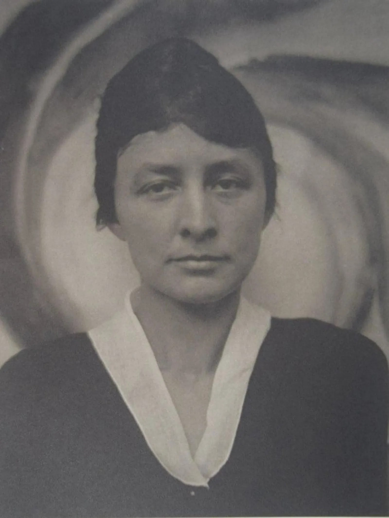 Alfred Stieglitz - Georgia OKeeffe, 1917 (1 of 1)
