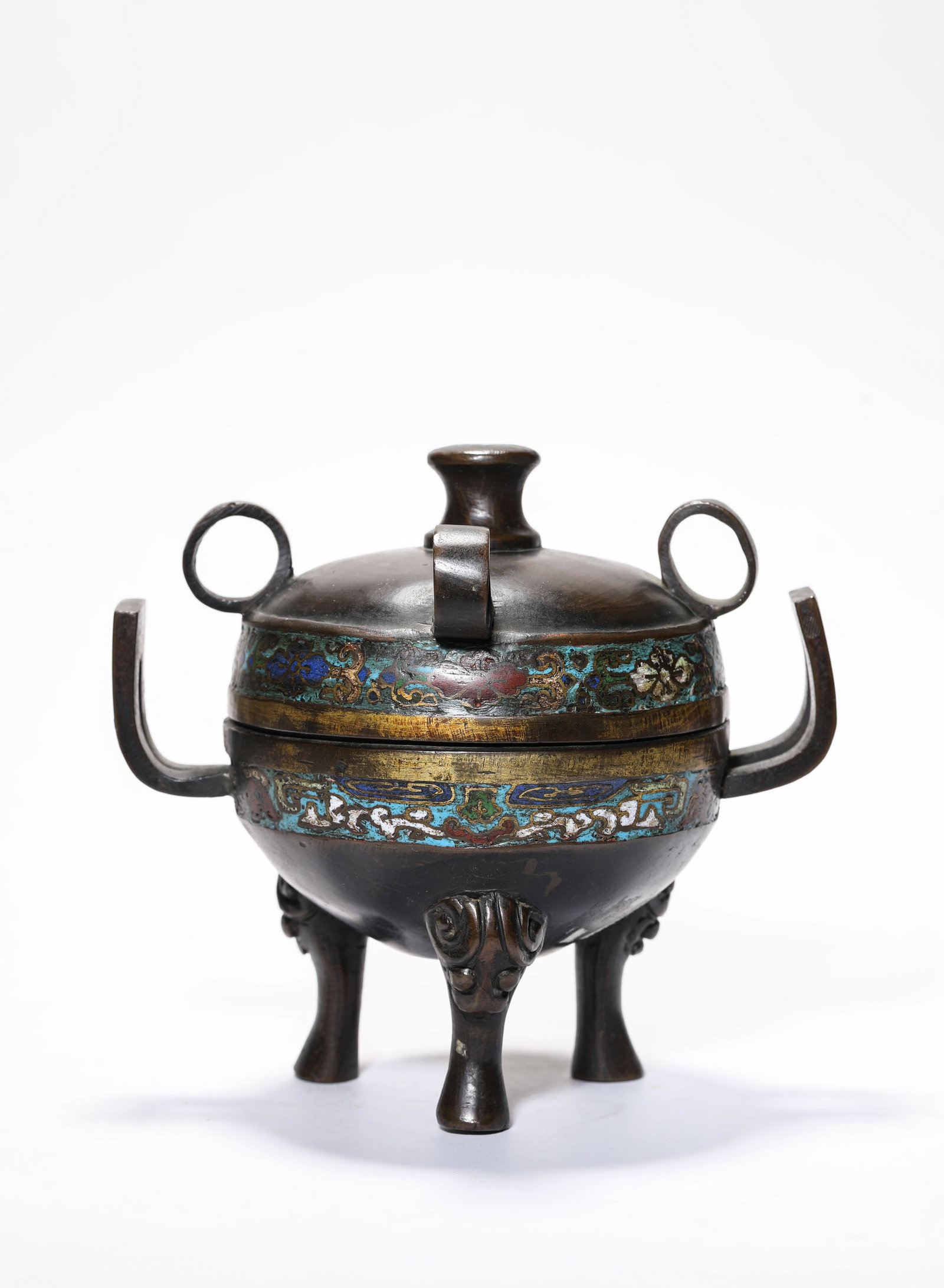 A Cloisonne Enamel Censer: A Cloisonne Enamel Censer Dimensions: Weight: 1161g. Length: 16.7 cm (6.57 in) x Width: 14.0 cm (5.51 in) x Height: 15.5 cm (6.10 in). All measurements are approximate.