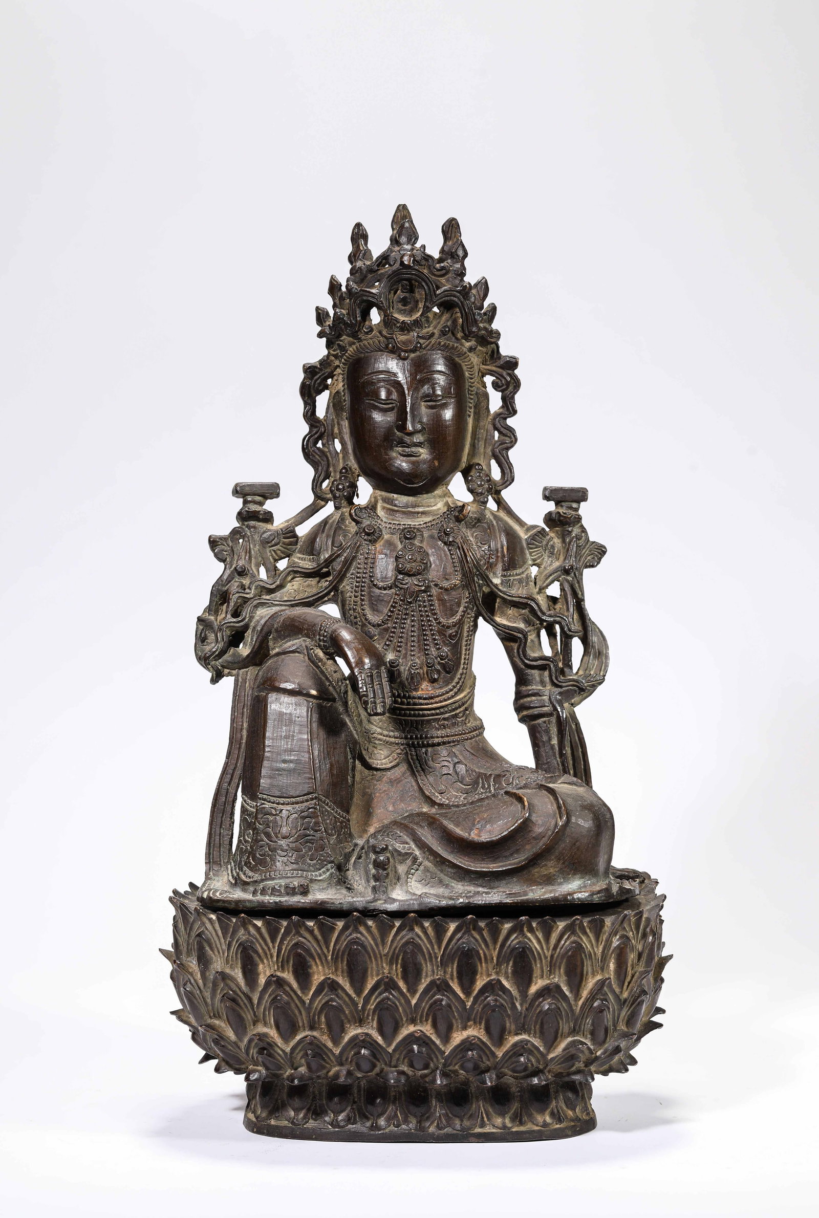 A Bronze 'Water-Moon' Figure of Avalokiteshvara (1 of 8)