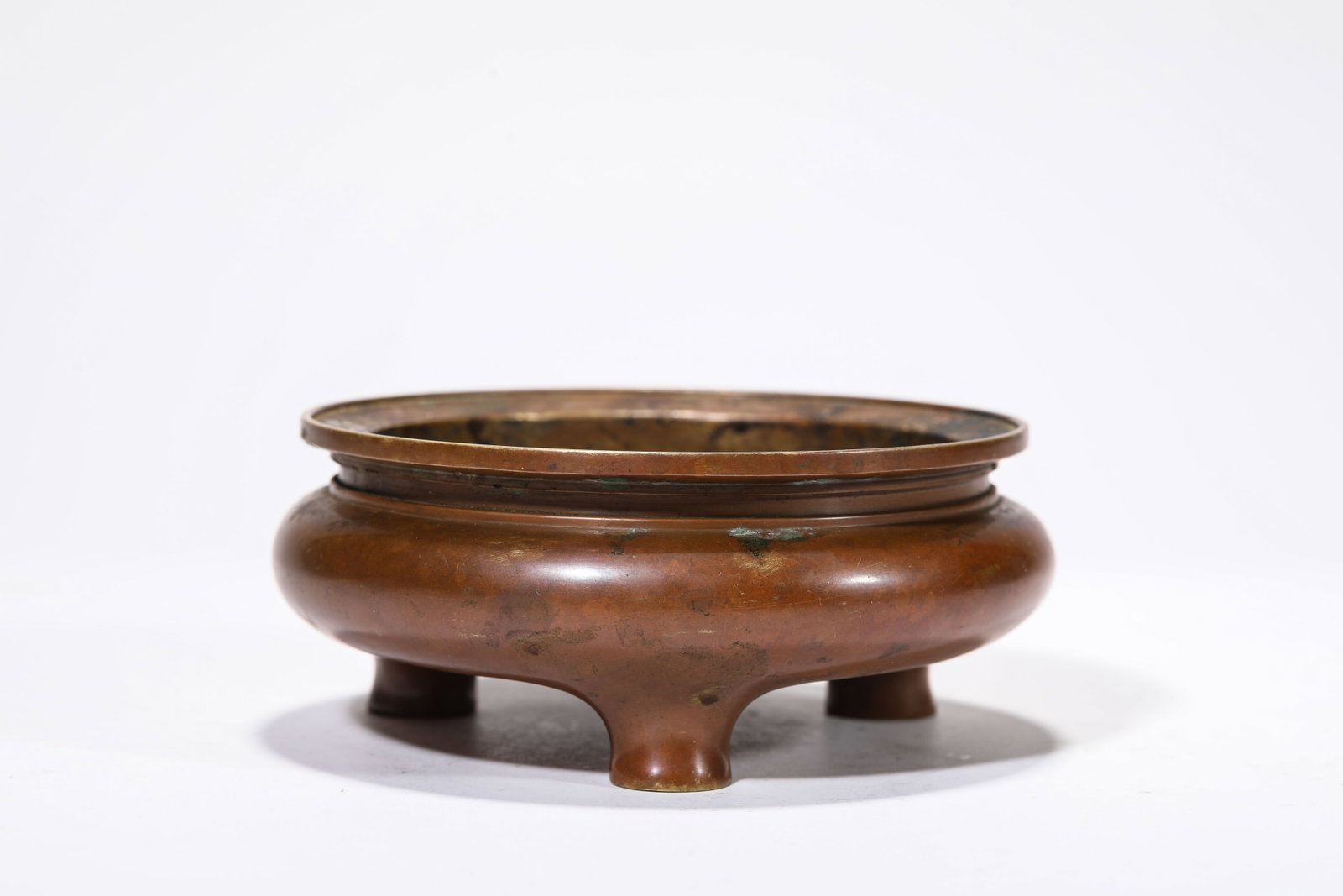 A Bronze 'Li-Form' Censer (1 of 5)
