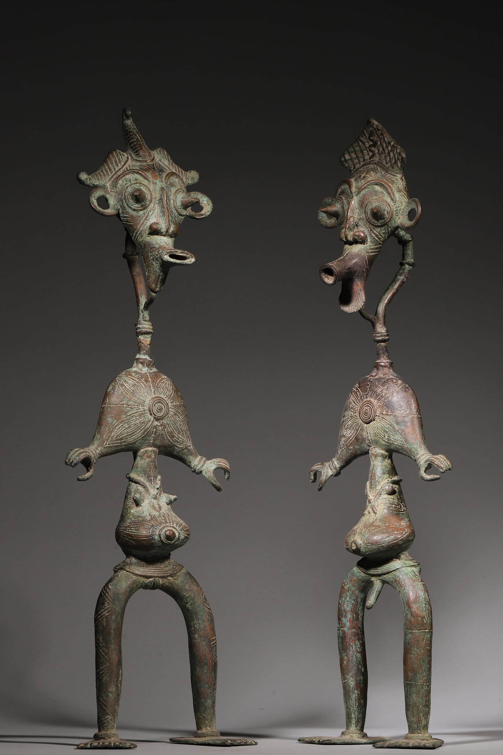 Bamileke Bronze Figure (Pair) 19Th Century (1 of 9)