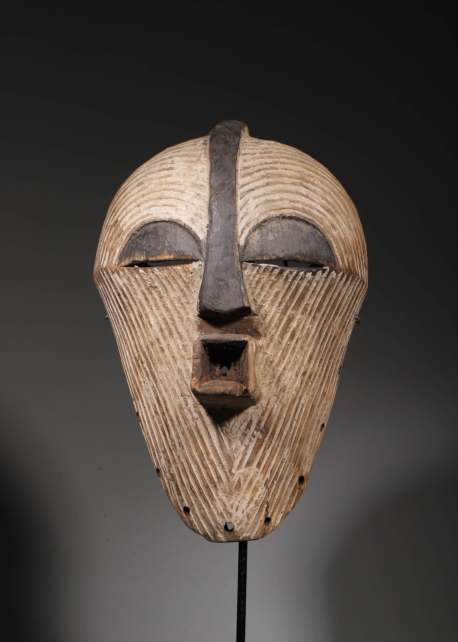 Songye Mask, Congo 18Th Century: Songye Mask, Congo 18Th Century Dimensions: H 39cm (15.35 in); W 25cm (9.84 in); T 14cm (5.51 in); Wt 602g (1.33 lb)