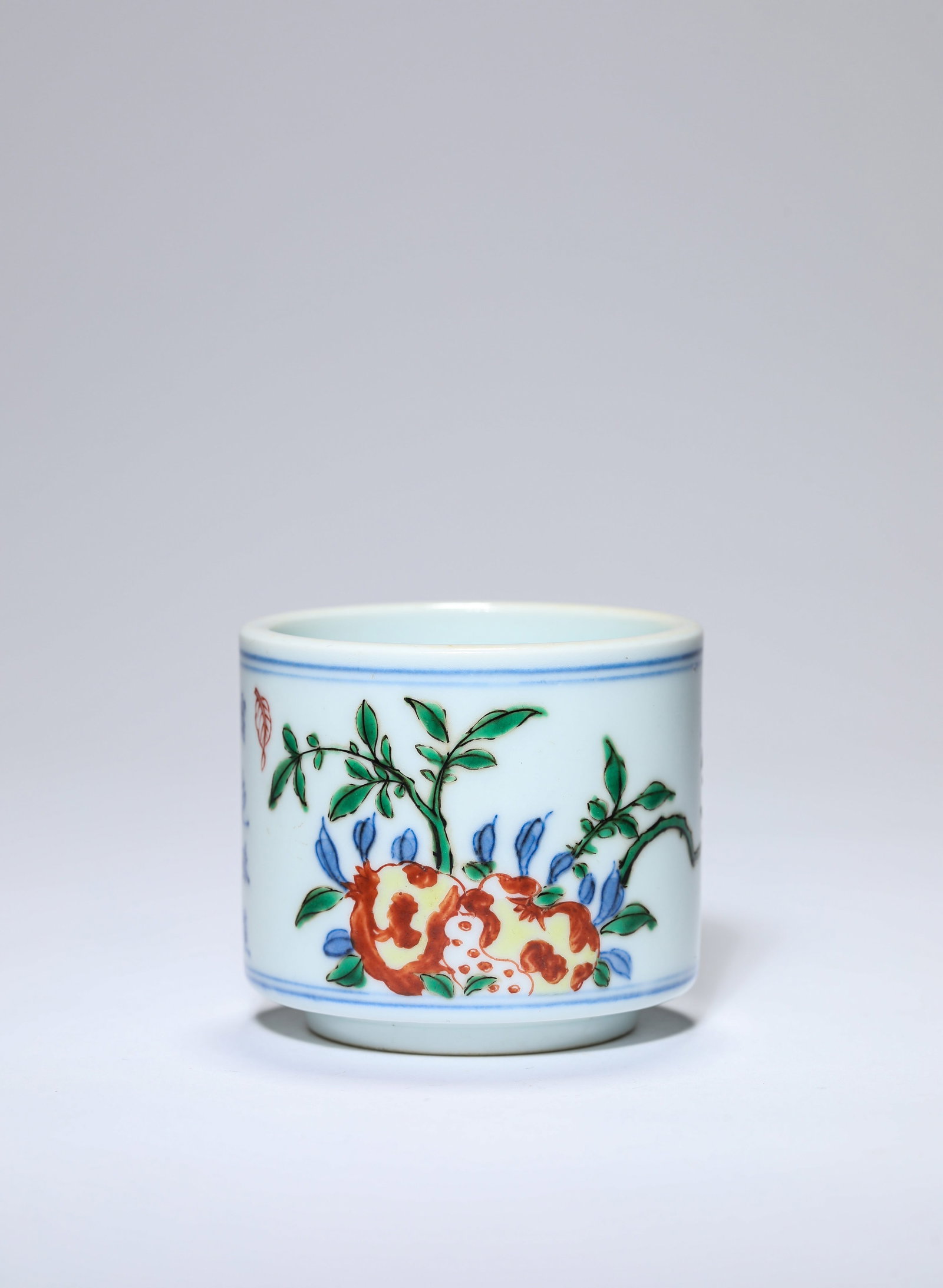 A Wucai 'Floral and Poem' Censer (1 of 4)