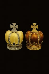 JEWELED CROWN PILL CONTAINERS