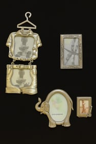 LOT OF FOUR MINI METAL PHOTO FRAMES