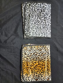 LOT OF TWO PATTERN ACCESSORY TRAVEL BAGS