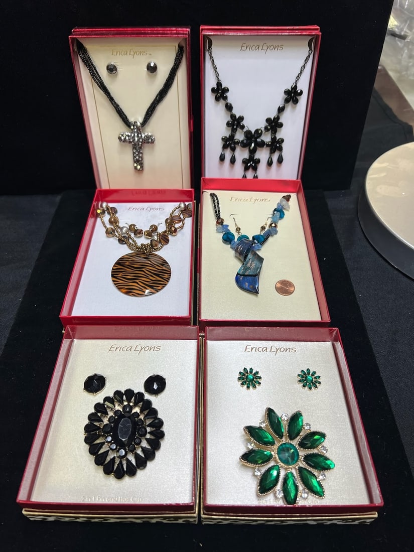 ERICA LYONS DELUXE JEWELRY GIFT SETS- STATEMENT NECKLACES, EARRINGS, & BROOCHES (1 of 3)
