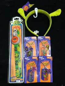 Shrek the Third Collectible Lot Watch, Headband & 4 Dog Tags