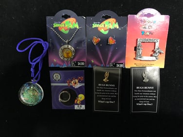 Looney Tunes & Space Jam Collectible Jewelry & Pin Lot 7 Piece Set (1990s)