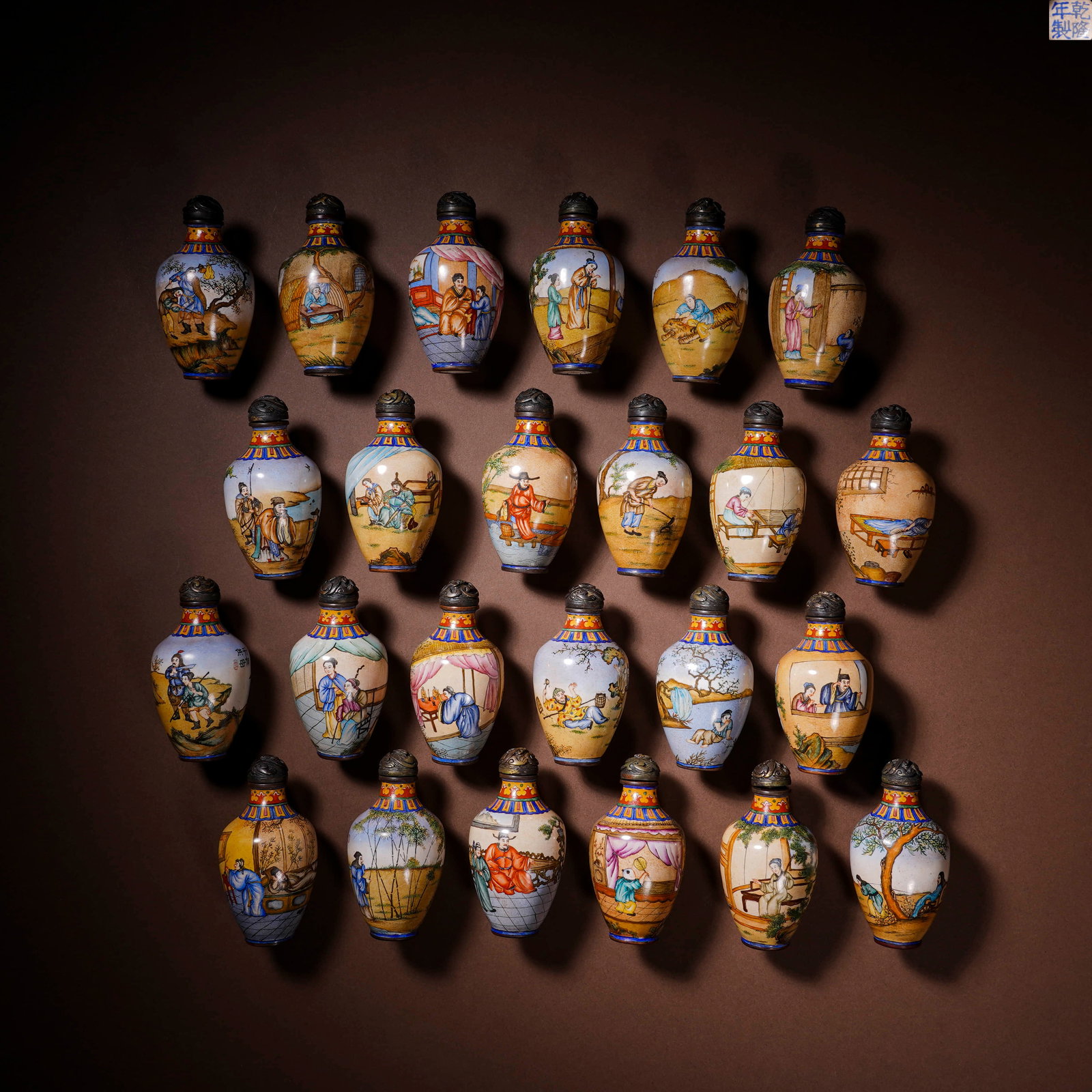 Qing gan long mark tong tai Hua enamel twenty-four filial piety snuff bottle (1 of 3)