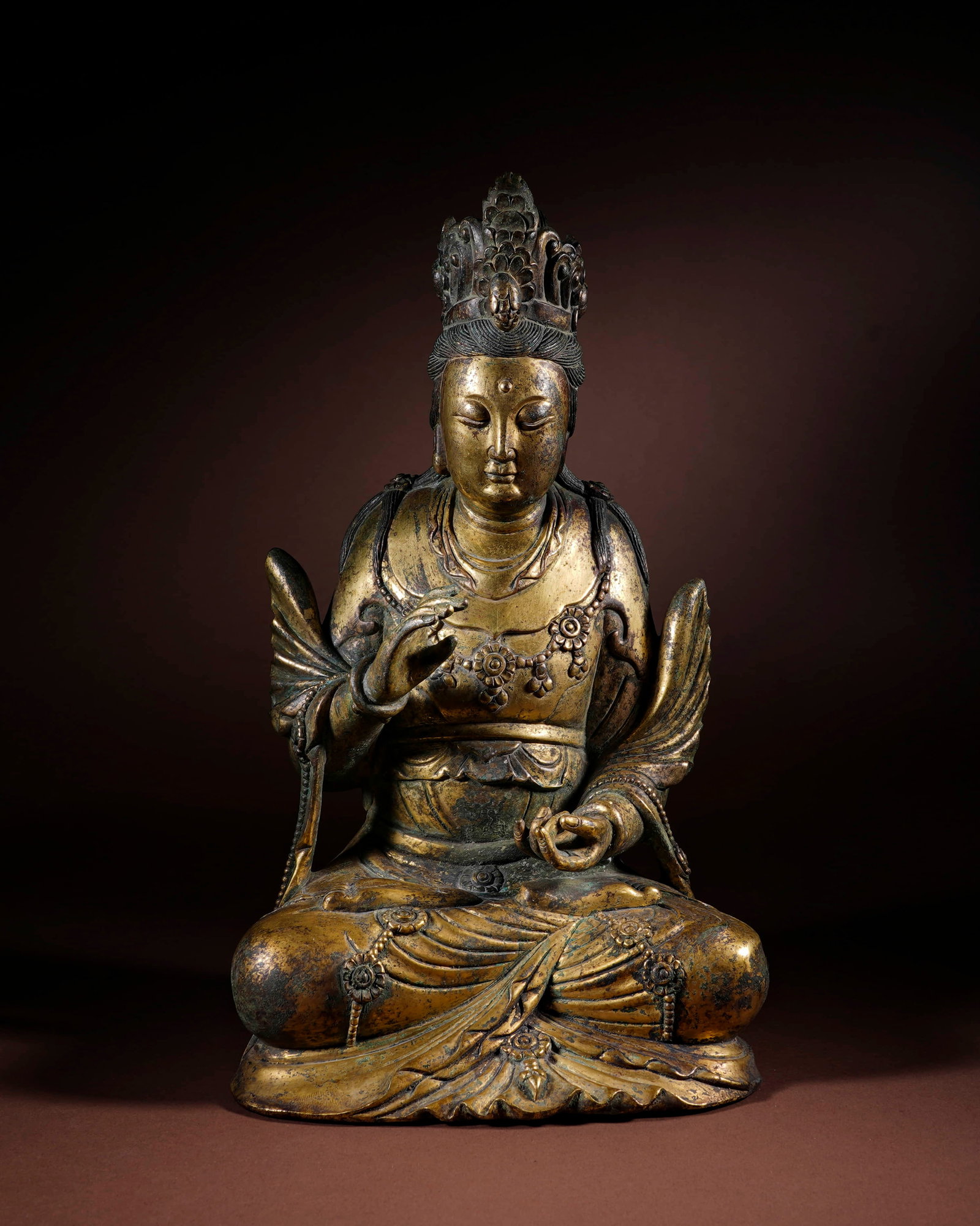 Song bronze gilded Guanyin (1 of 4)