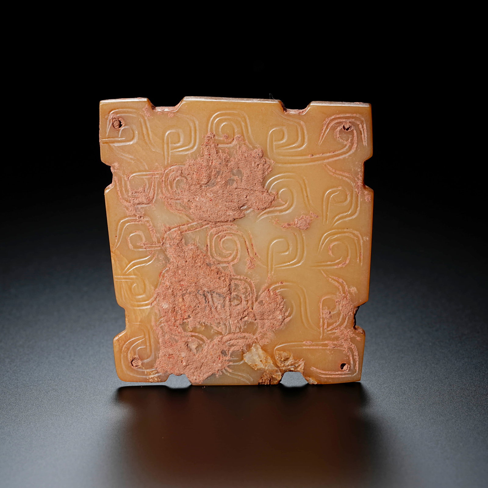 Western Zhou Dynasty Dragon Pattern Paishi: L:5cm H:5.5cm